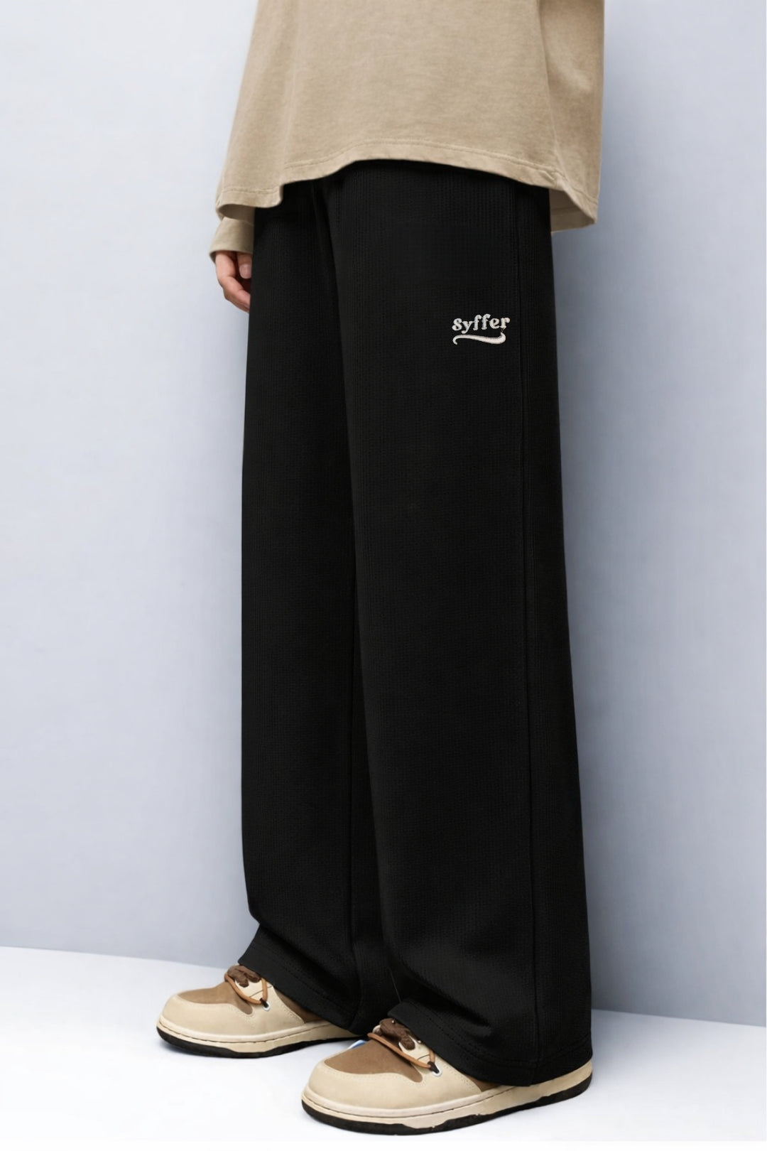 Syffer Baggy-fit Ribbed textured lower– Black